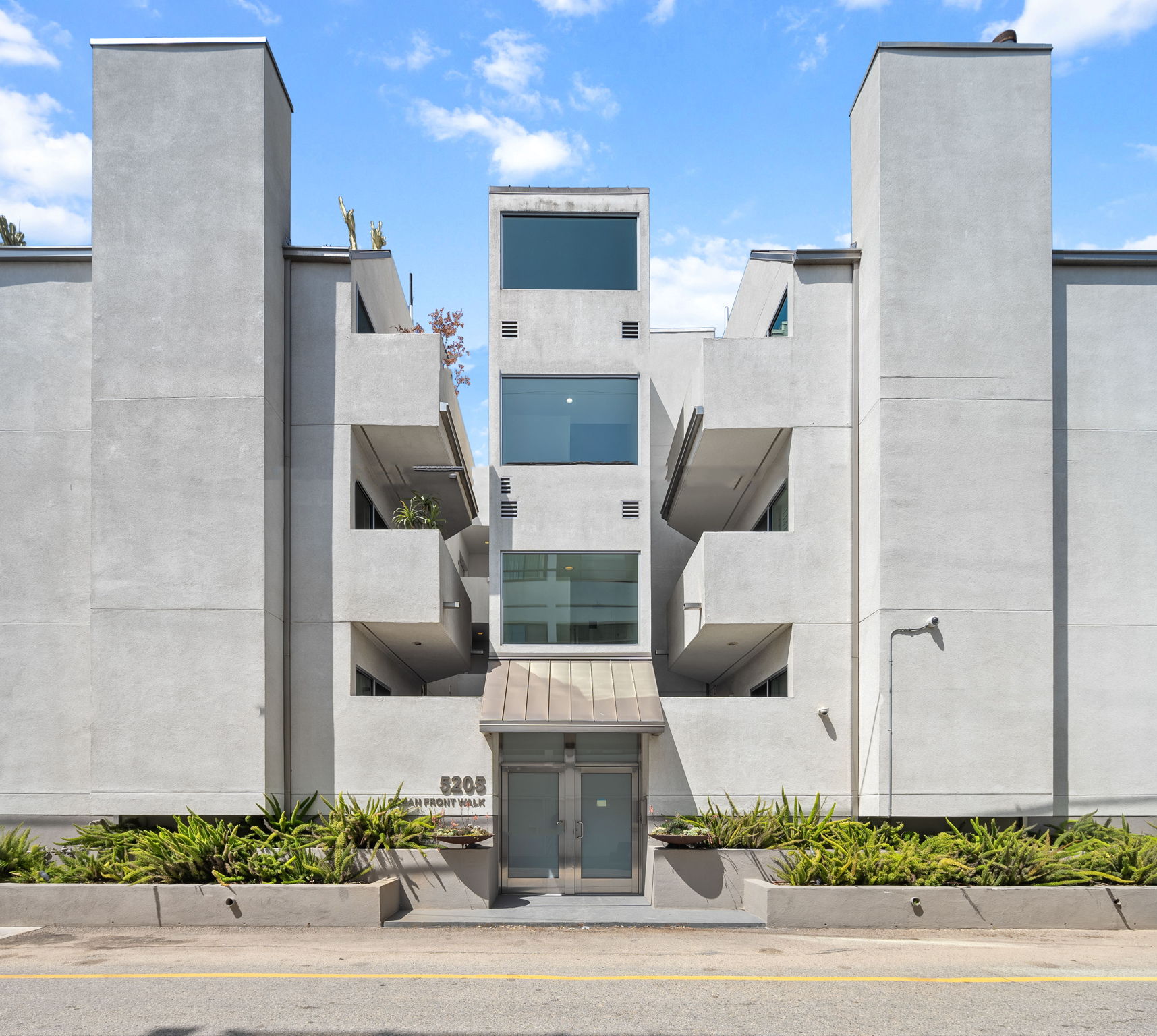 5205 Ocean Front Walk #201-1