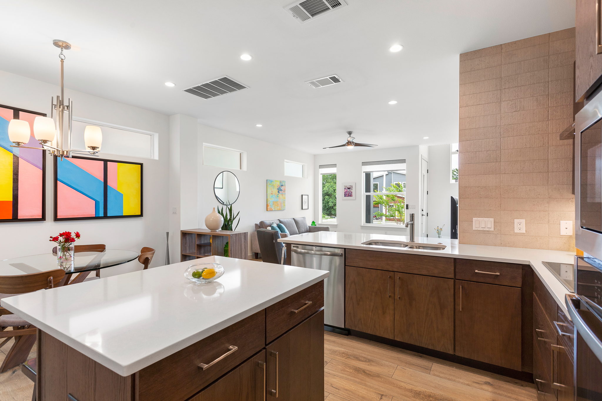 5206 Rob-Scott St, Austin, TX 78721, USA Photo 9