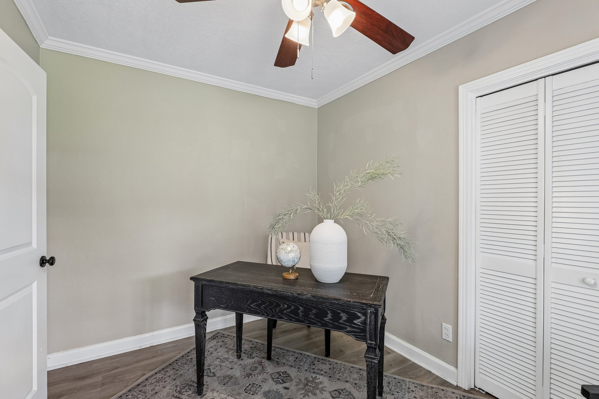Tulane Ave-S2208-029.jpg