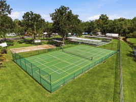 Photo 53