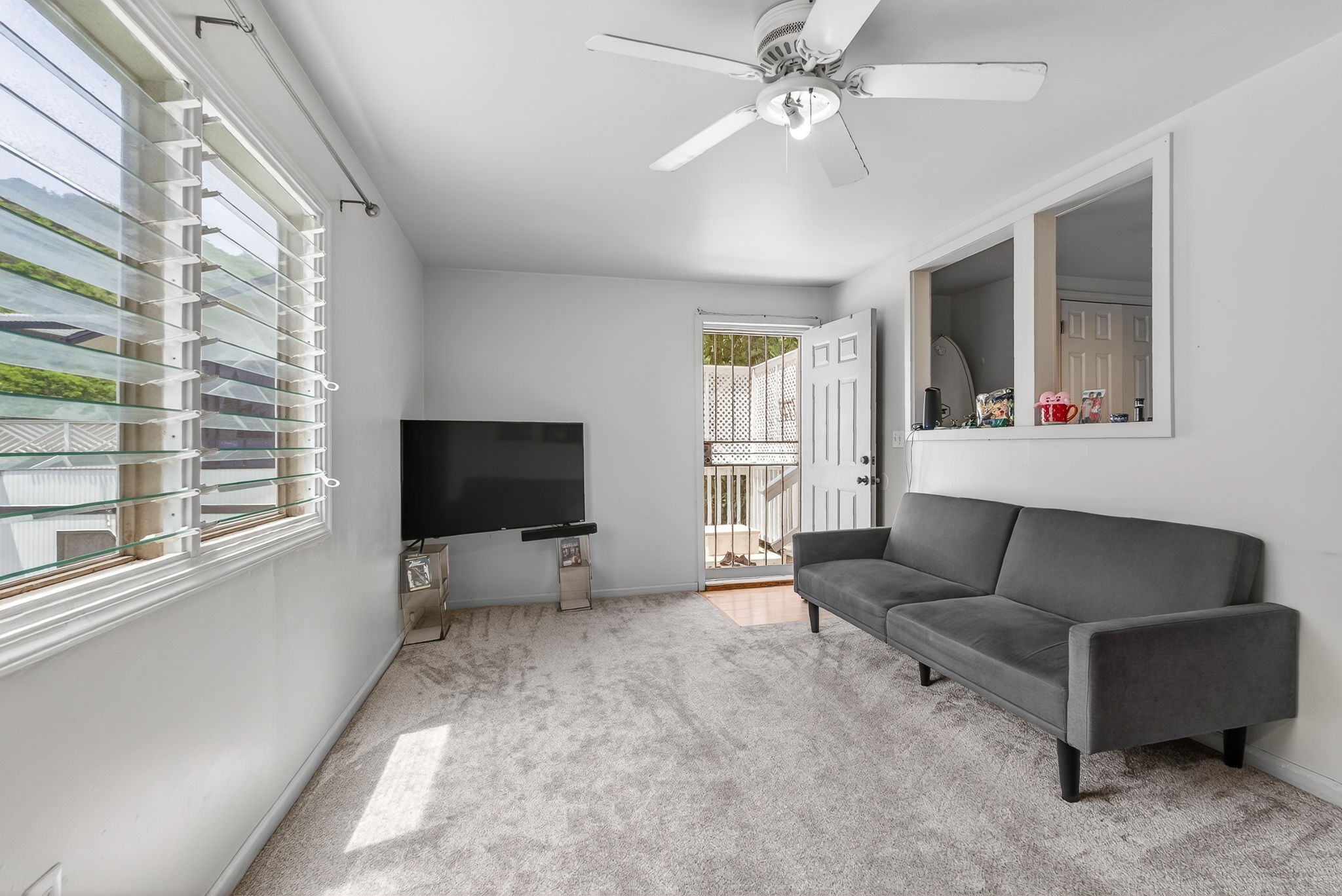 Separate Entry to Studio