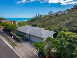 Entry Street View 2