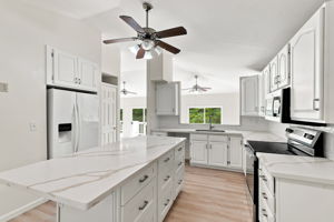 Kitchen 1 7