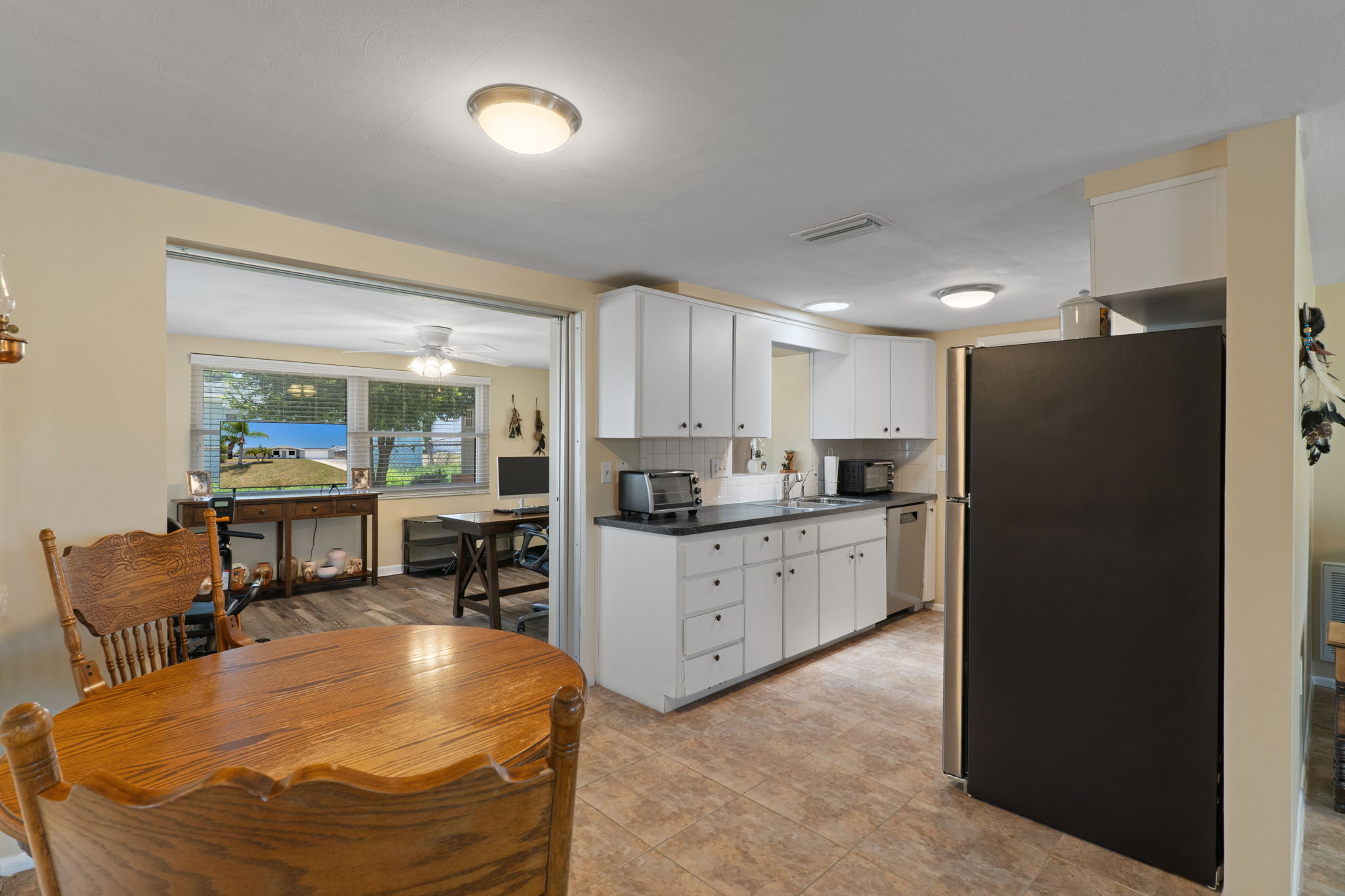 Kitchen nook combo