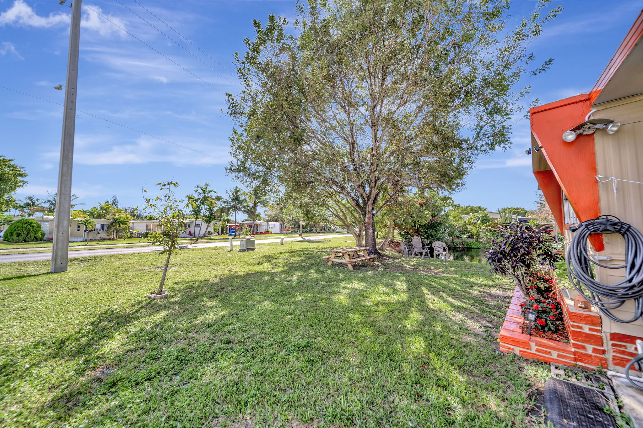 NW 8th St, Pembroke Pines, FL 33028, USA Photo 33