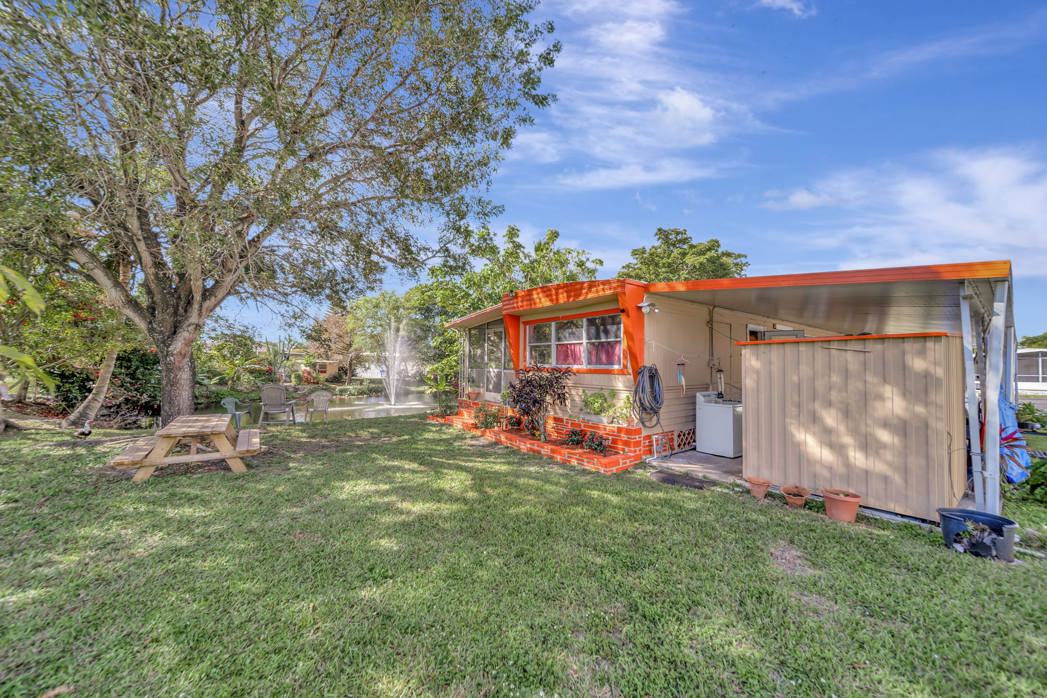 NW 8th St, Pembroke Pines, FL 33028, USA Photo 35