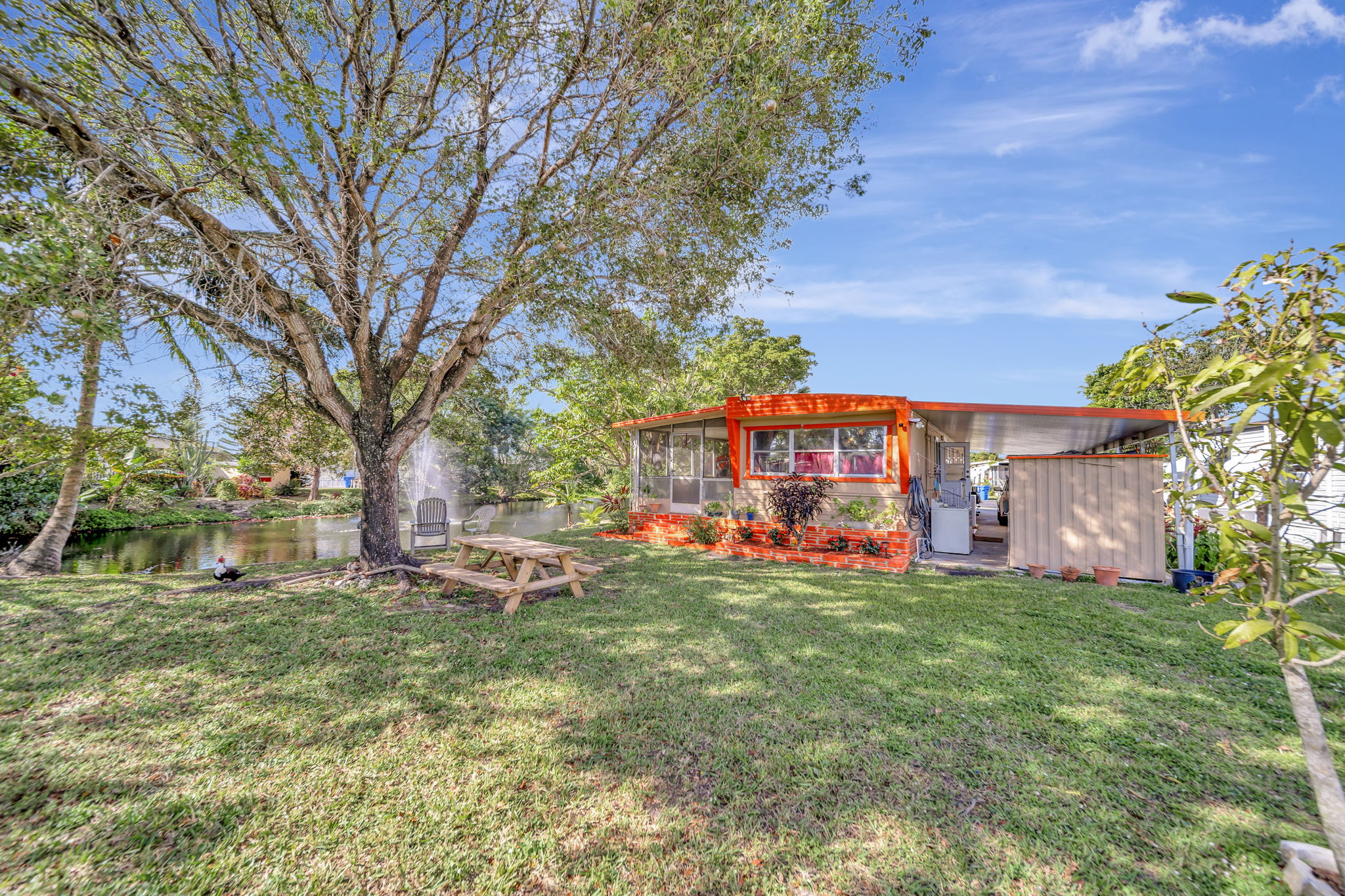 NW 8th St, Pembroke Pines, FL 33028, USA Photo 36