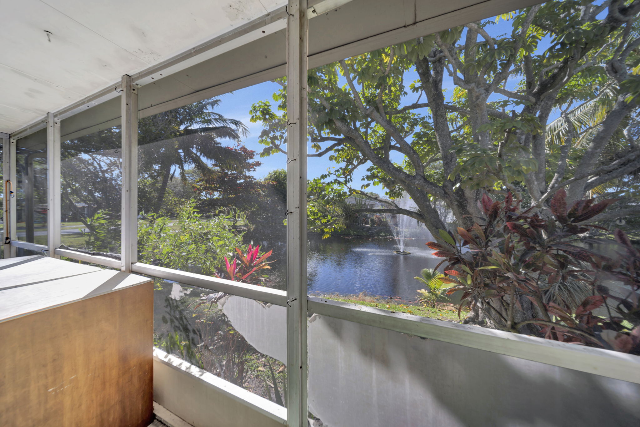 NW 8th St, Pembroke Pines, FL 33028, USA Photo 20