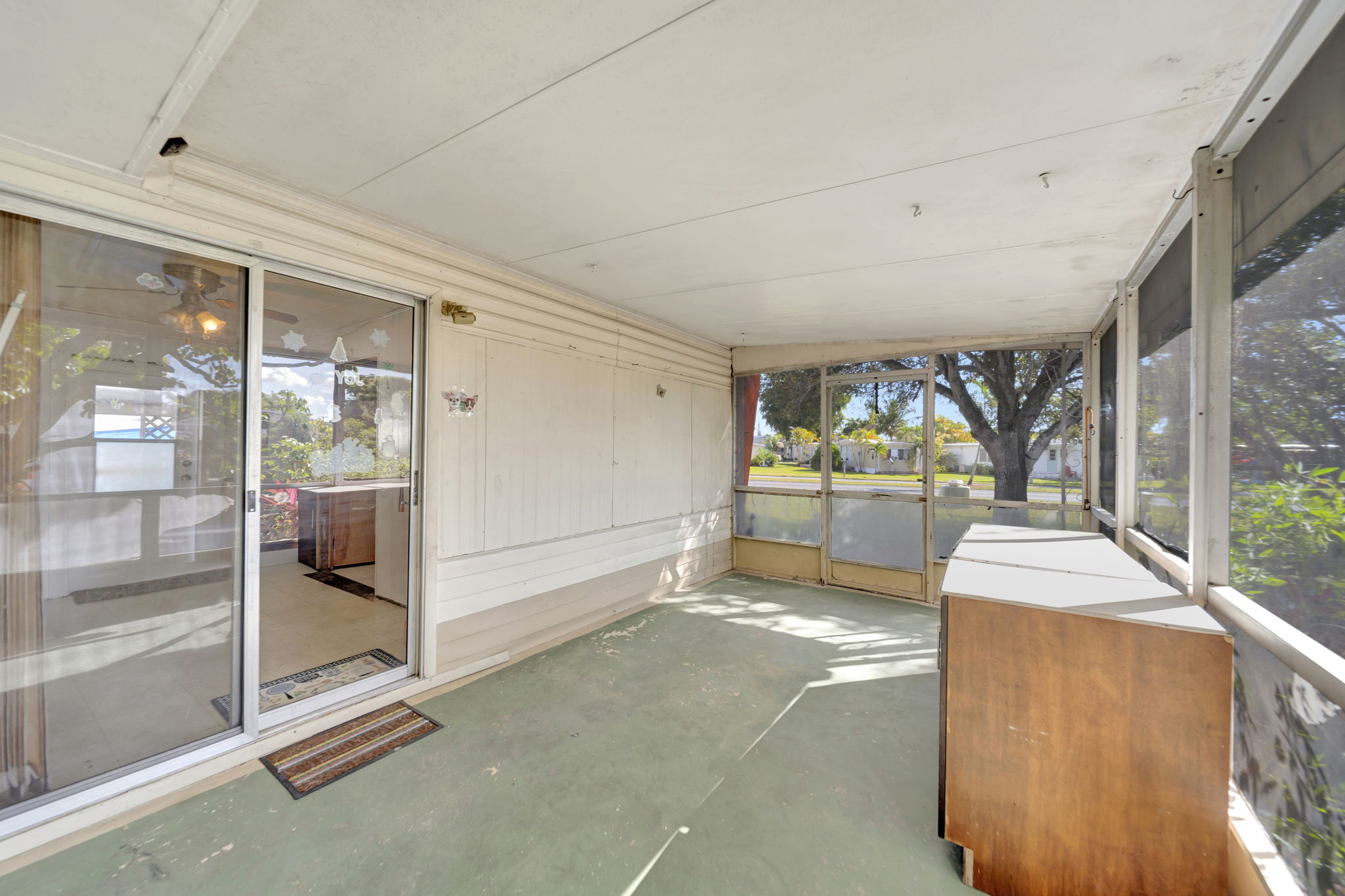 NW 8th St, Pembroke Pines, FL 33028, USA Photo 21