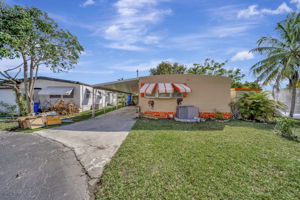 NW 8th St, Pembroke Pines, FL 33028, USA Photo 2