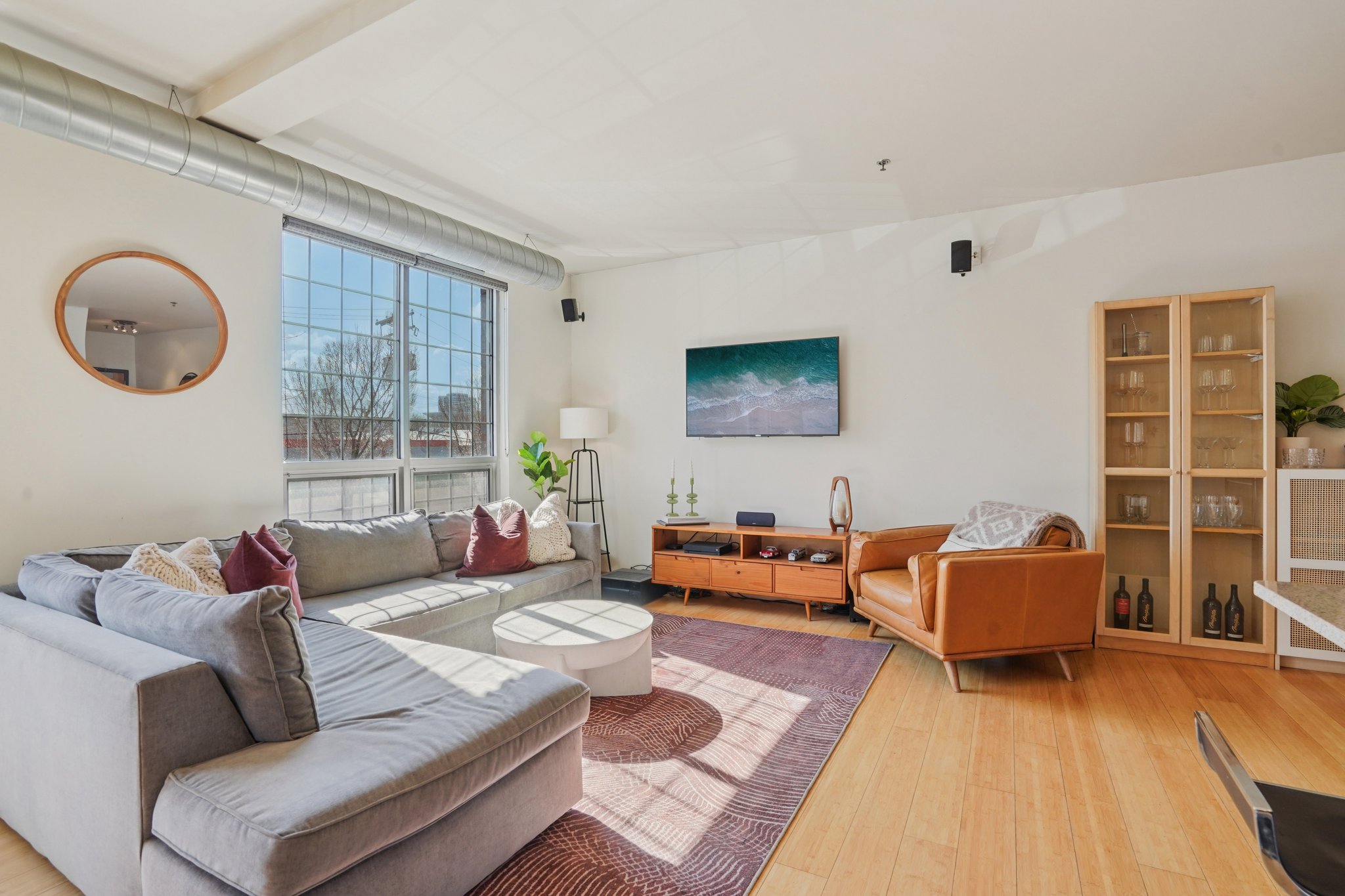 2nd St 216-S2803-008.jpg