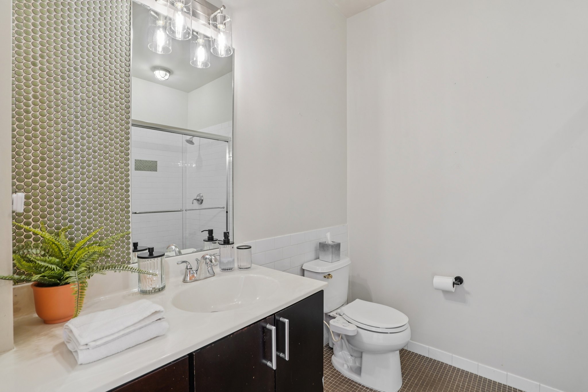 2nd St 216-S2803-017.jpg