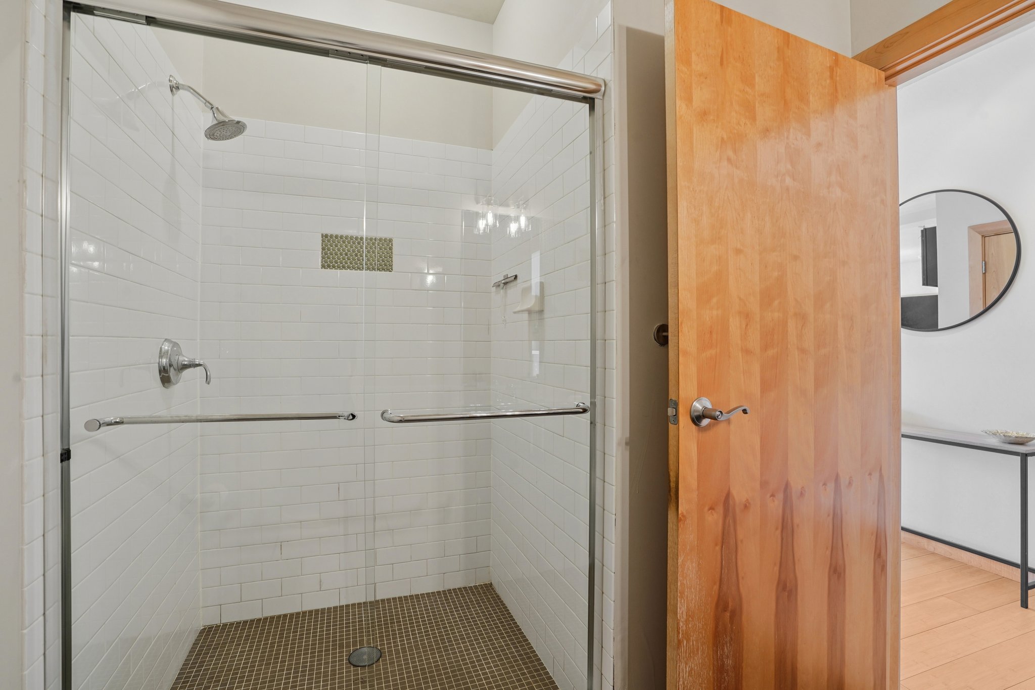 2nd St 216-S2803-018.jpg