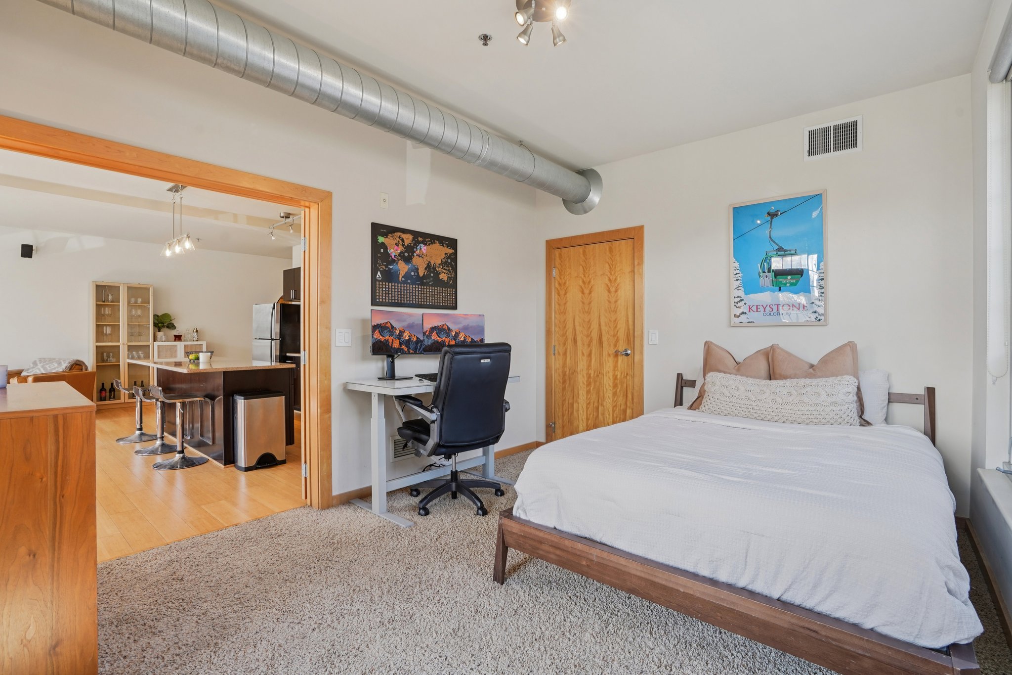 2nd St 216-S2803-020.jpg