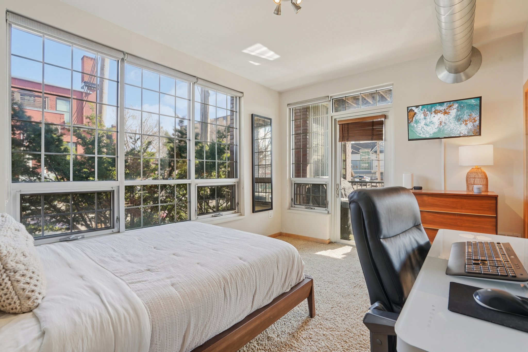 2nd St 216-S2803-021.jpg