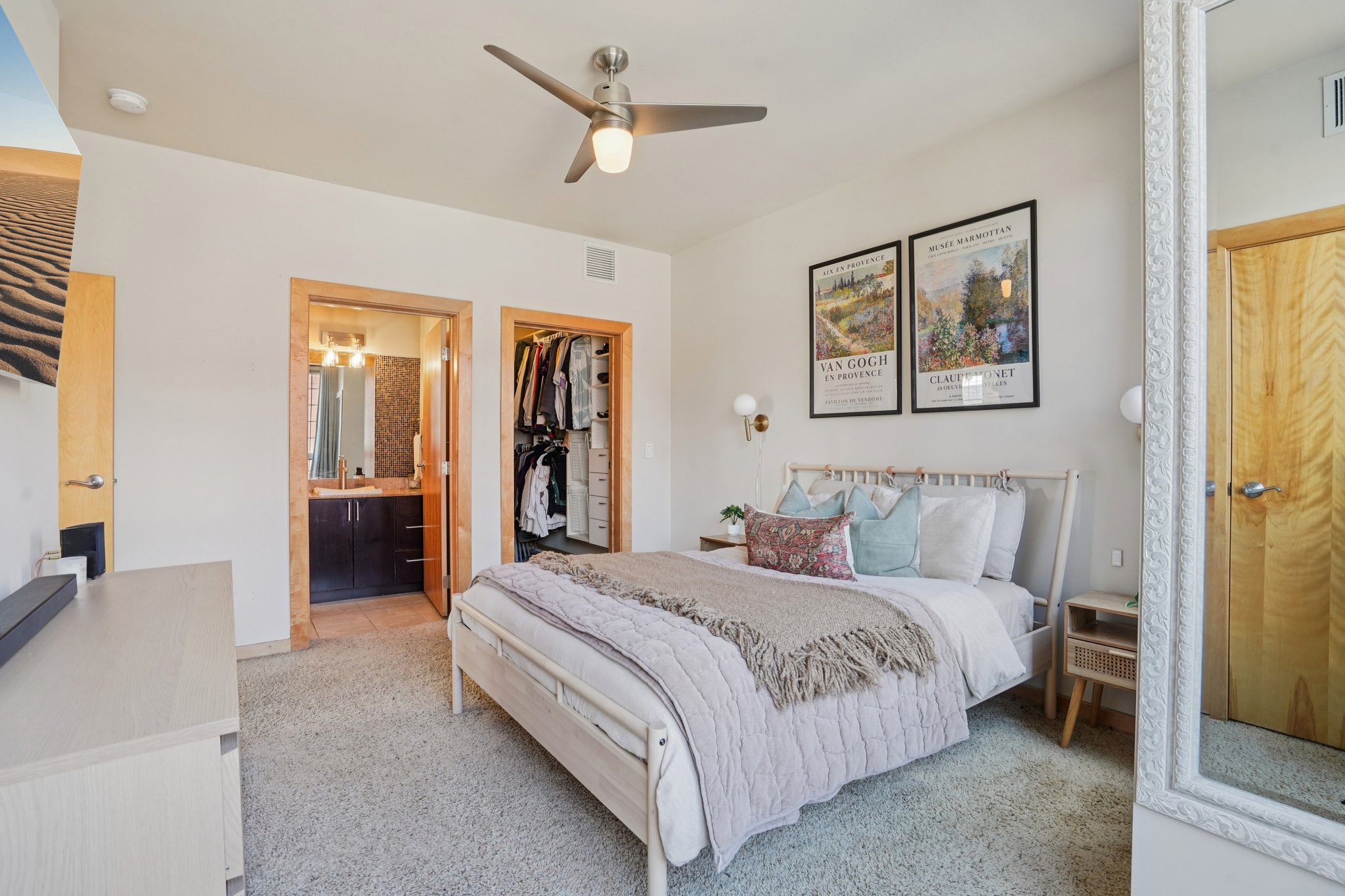 2nd St 216-S2803-024.jpg