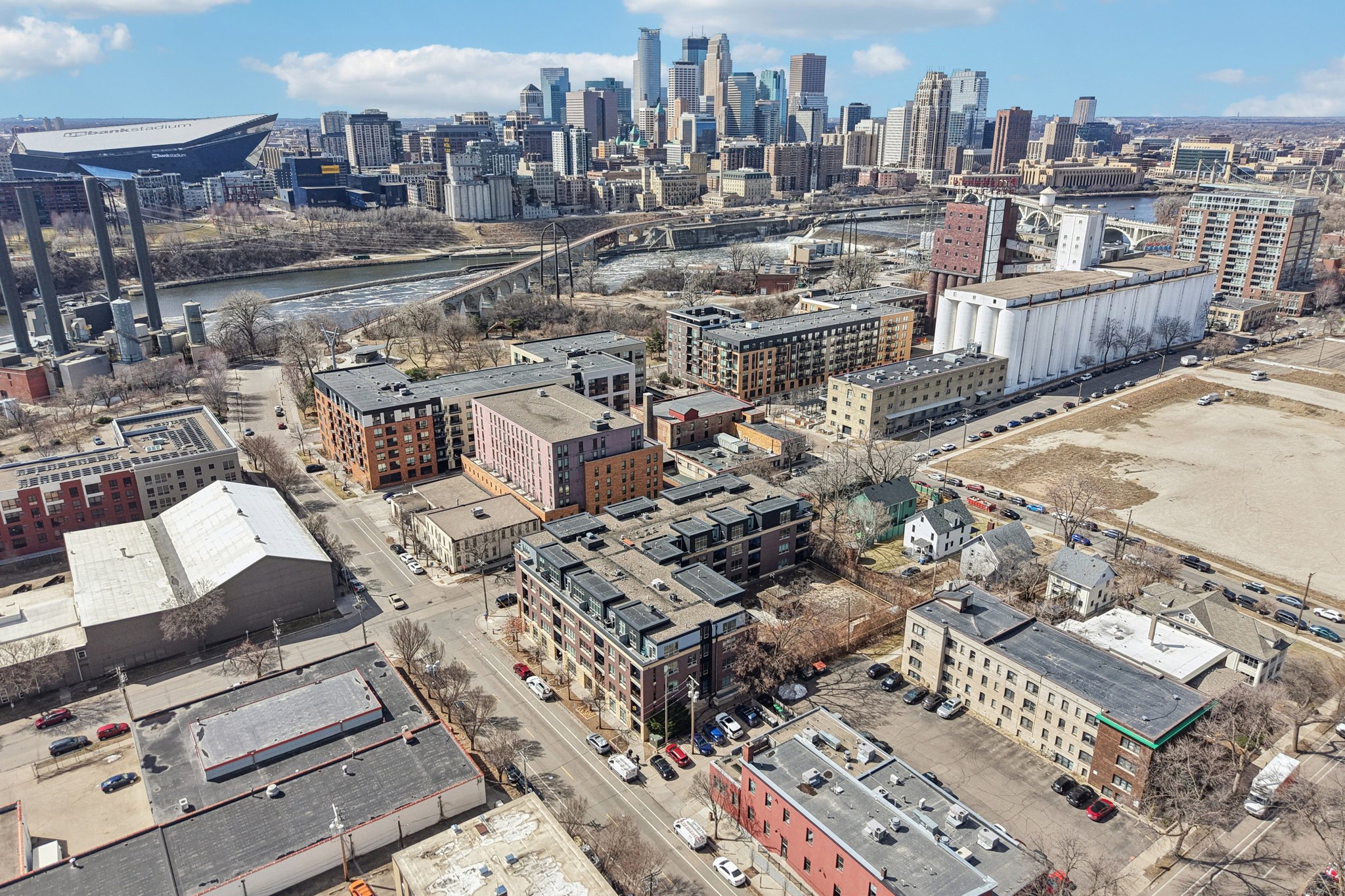 2nd St 216-S2803-039.jpg