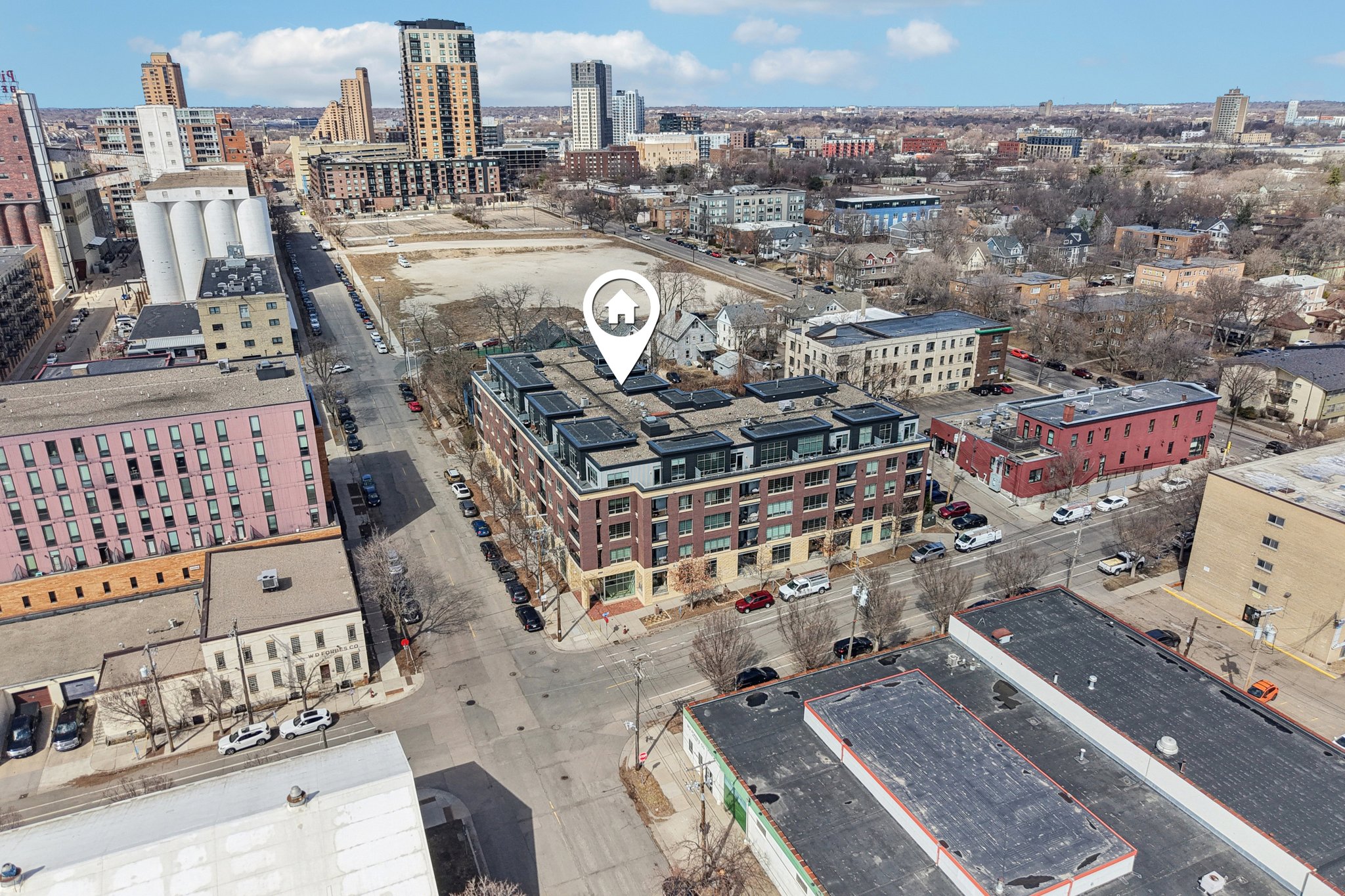 2nd St 216-S2803-045.jpg