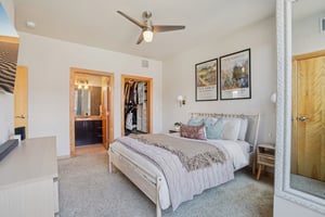 2nd St 216-S2803-024.jpg