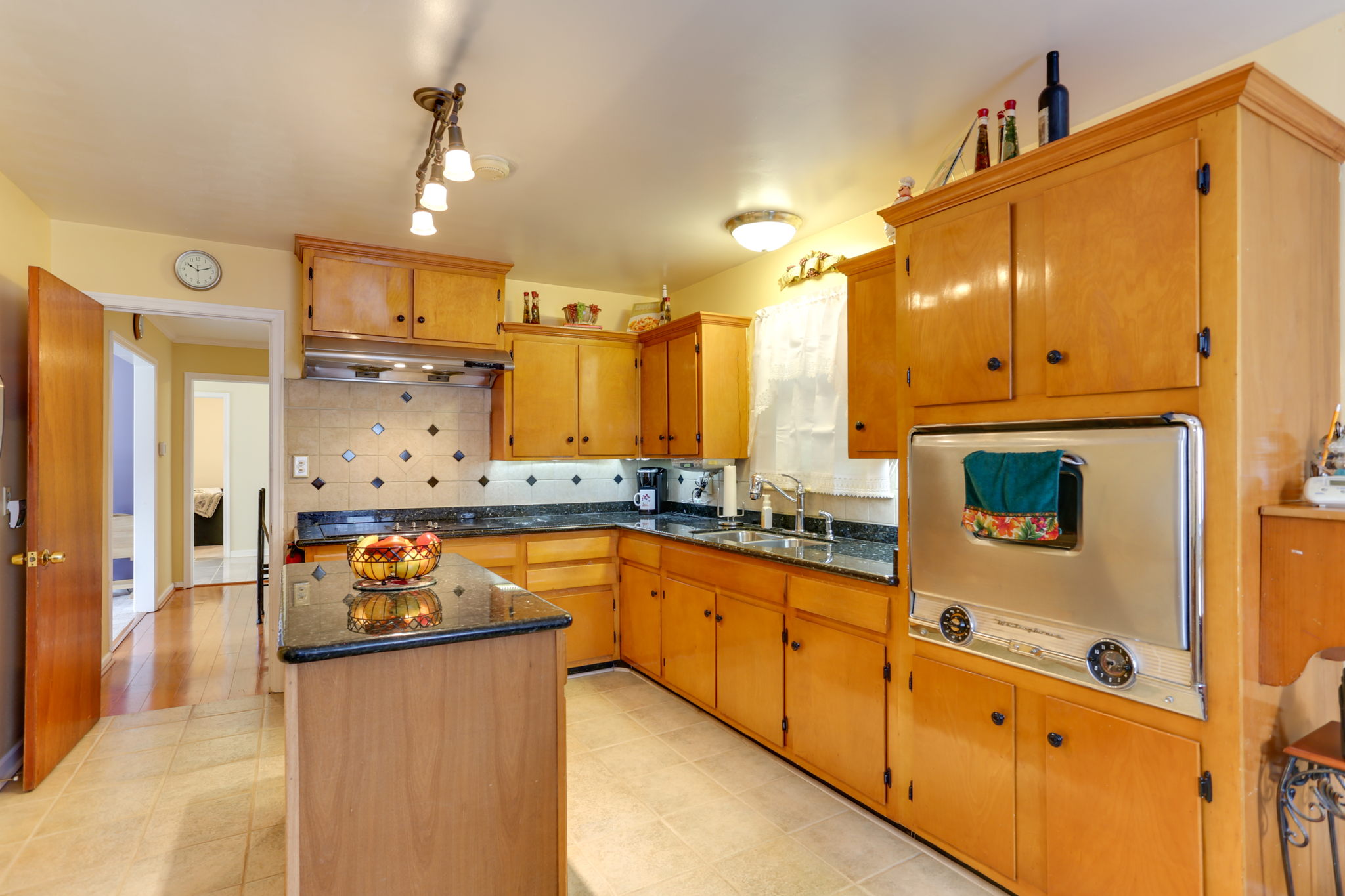 521 Brentwood Dr, Newport News, VA 23601, USA Photo 17