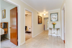 521 Brentwood Dr, Newport News, VA 23601, USA Photo 4