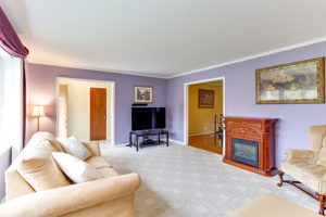 521 Brentwood Dr, Newport News, VA 23601, USA Photo 9