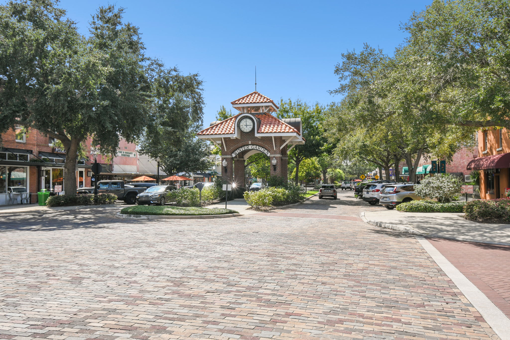 Winter Garden Clock Tower & Plant Street