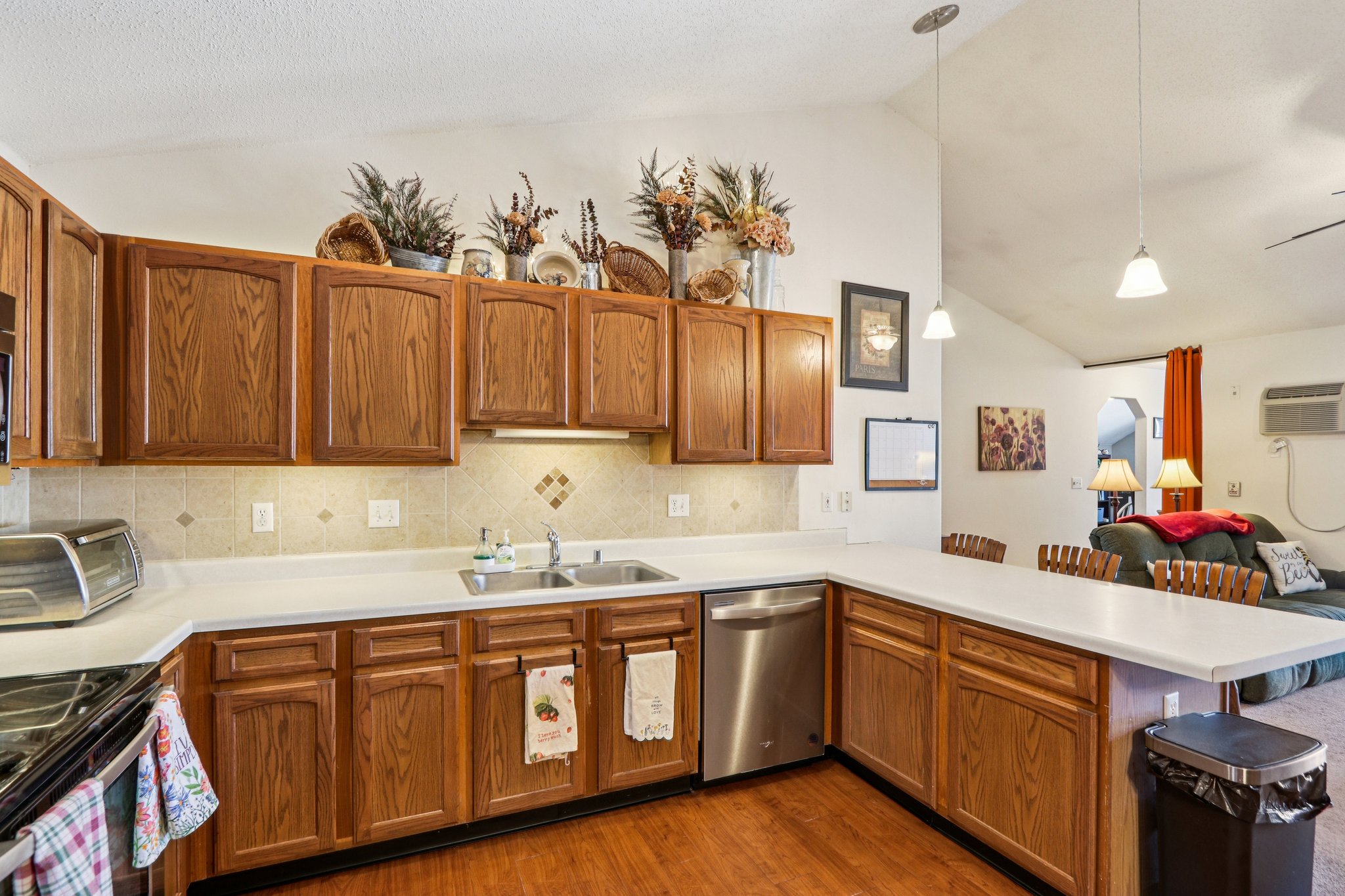 Lawson School Rd 8-S2401-018.jpg