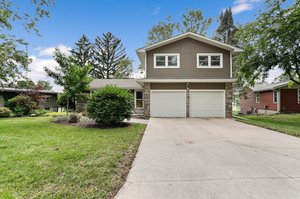  Photo 0