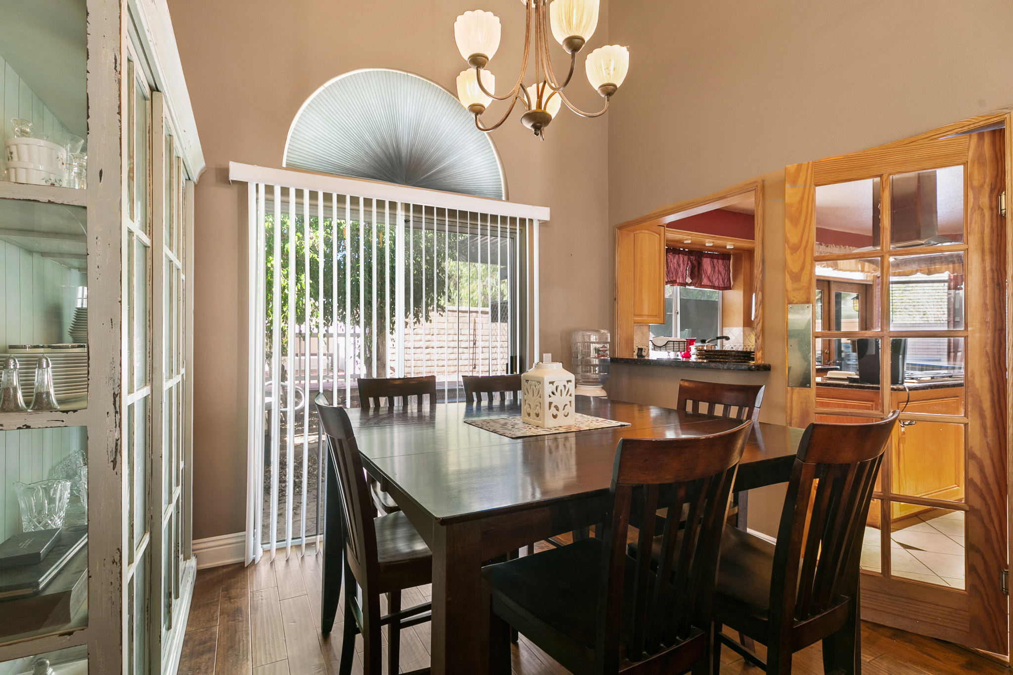 521 Mockingbird Ln, Fillmore, CA 93015, USA Photo 9