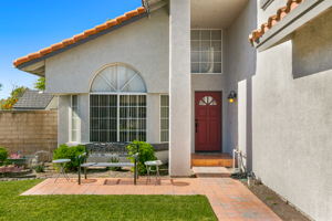 521 Mockingbird Ln, Fillmore, CA 93015, USA Photo 2