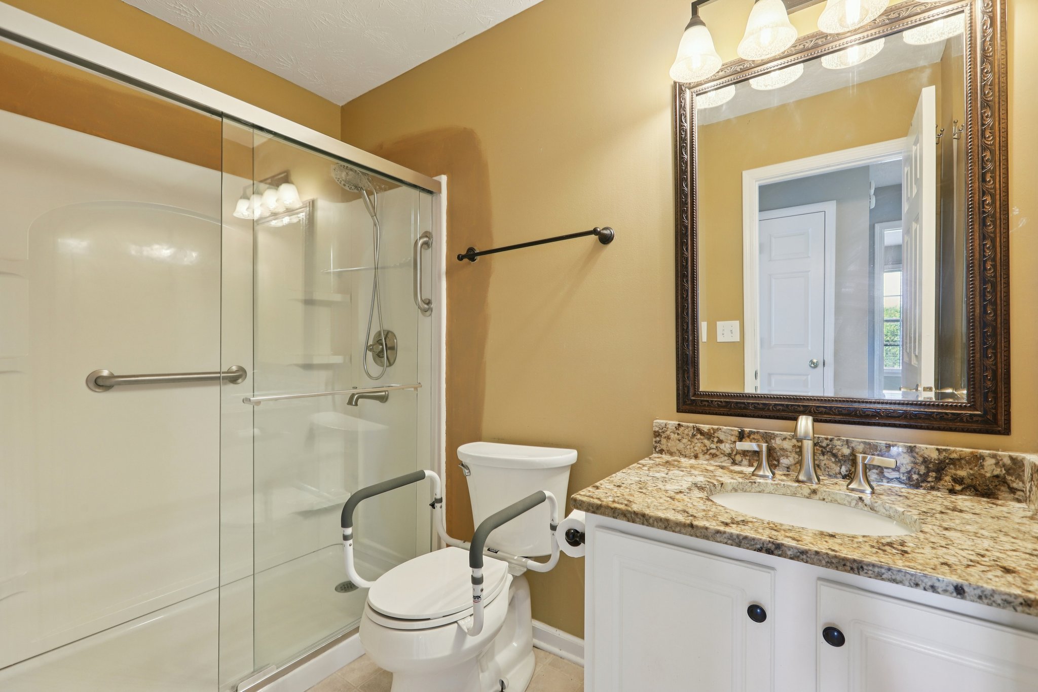 Red Tip Ct-S1903-032.jpg