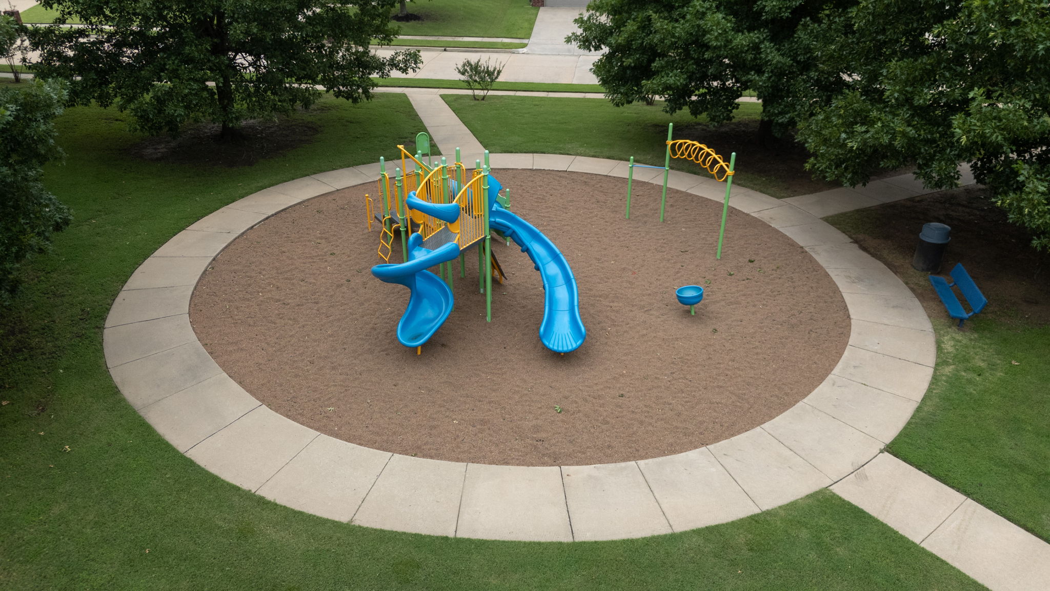  Photo 48