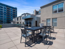 521 S 7th St, Minneapolis, MN 55415, USA Photo 28