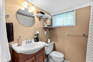  Photo 44