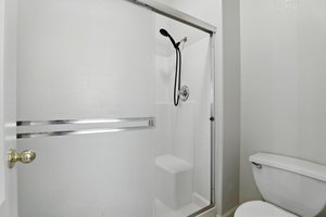  Photo 34