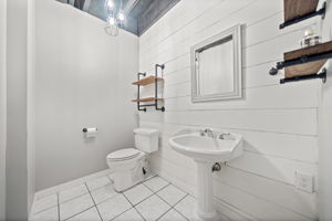  Photo 37