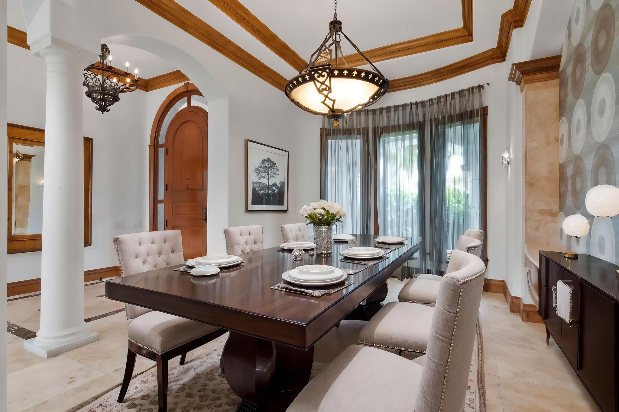 50 - entry virtually staged.jpeg
