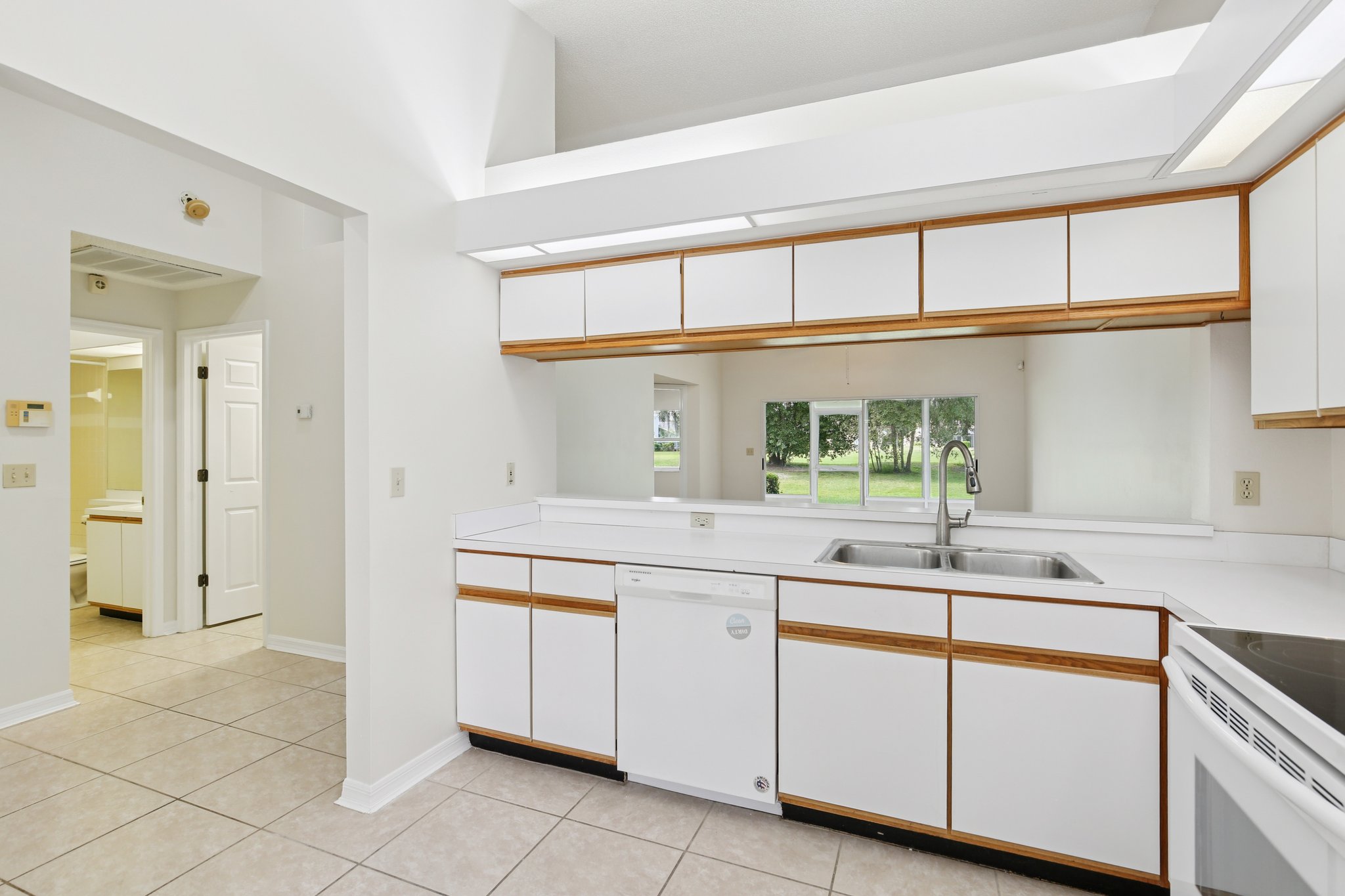 Lochmead Terrace-S1709-021.jpg