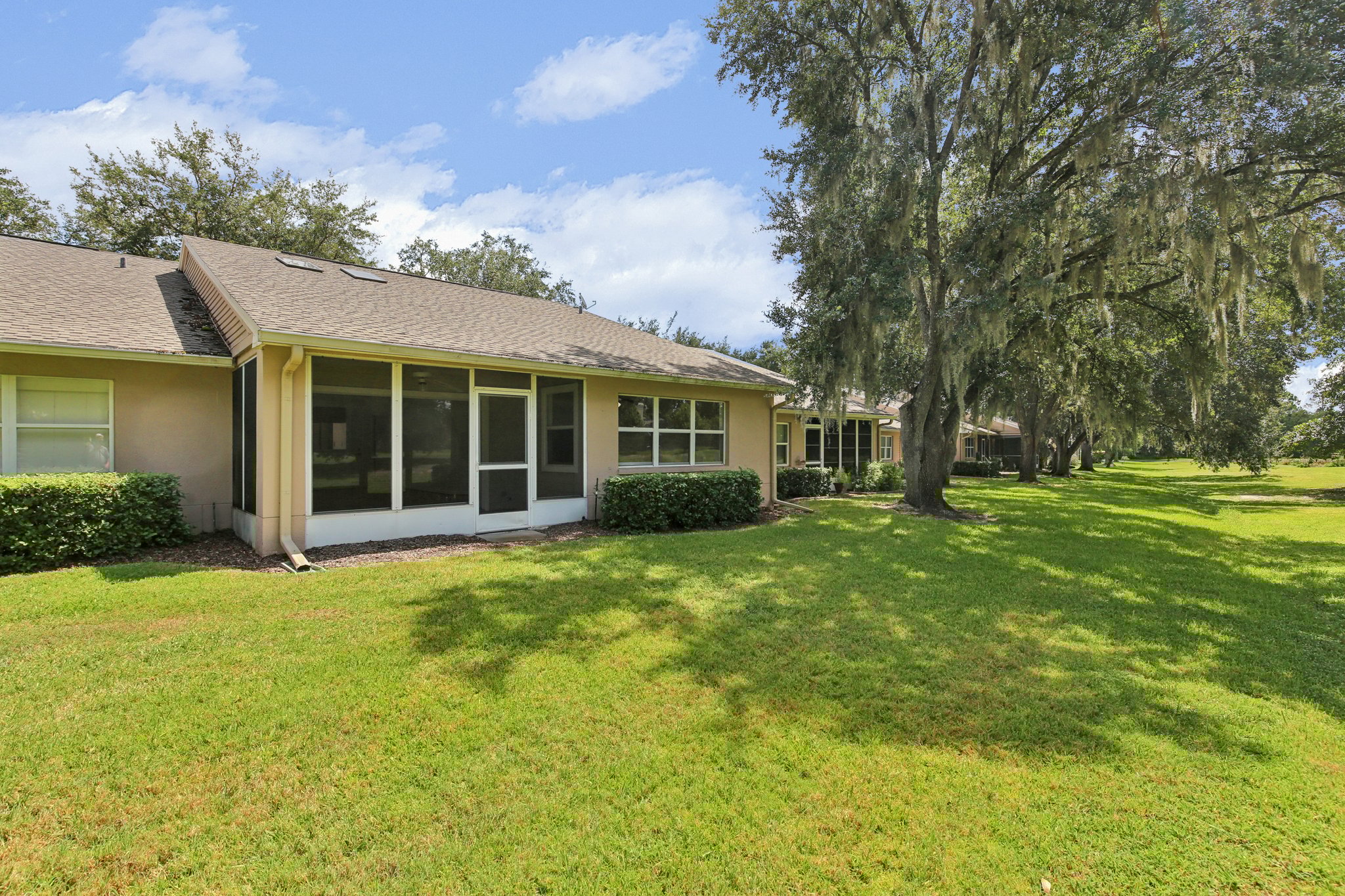 Lochmead Terrace-S1709-043.jpg