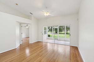 Lochmead Terrace-S1709-010.jpg