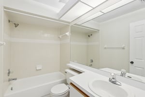 Lochmead Terrace-S1709-014.jpg