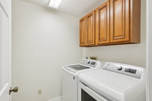 Lochmead Terrace-S1709-016.jpg