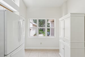 Lochmead Terrace-S1709-020.jpg