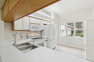 Lochmead Terrace-S1709-022.jpg