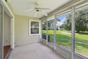 Lochmead Terrace-S1709-041.jpg
