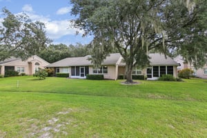 Lochmead Terrace-S1709-044.jpg