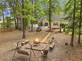  Photo 64