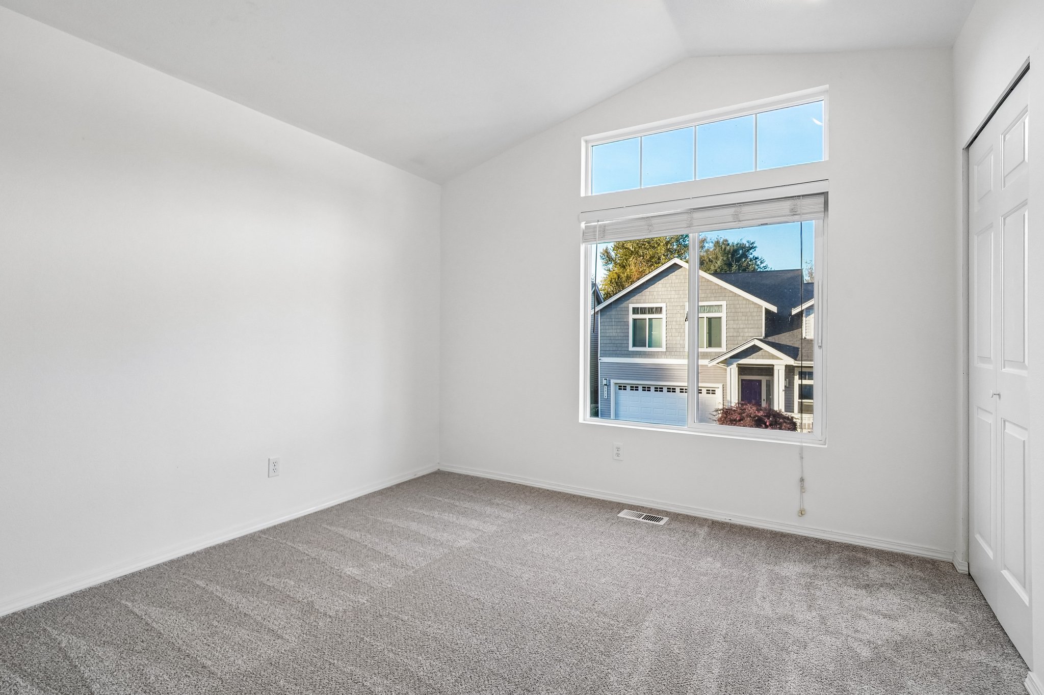 S 237th Pl unit #43-S1710-020.jpg