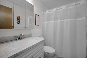 Bathroom2